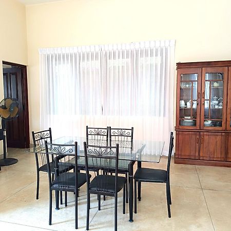 Shalom Apartman Peradeniya Kültér fotó